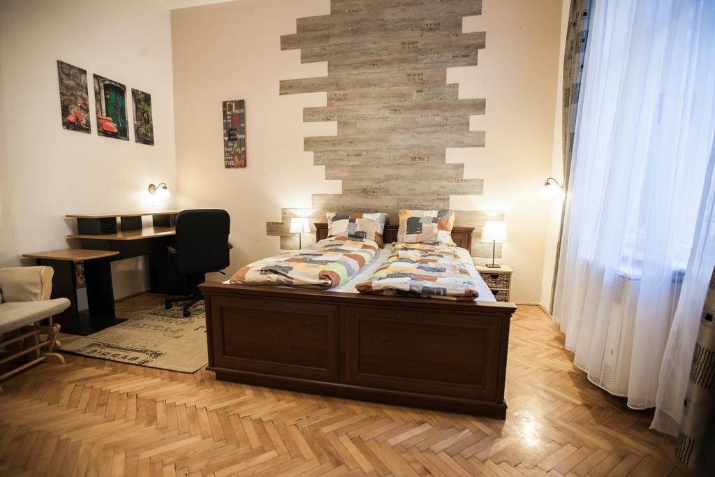 Acacia Hostel Budapest Esterno foto